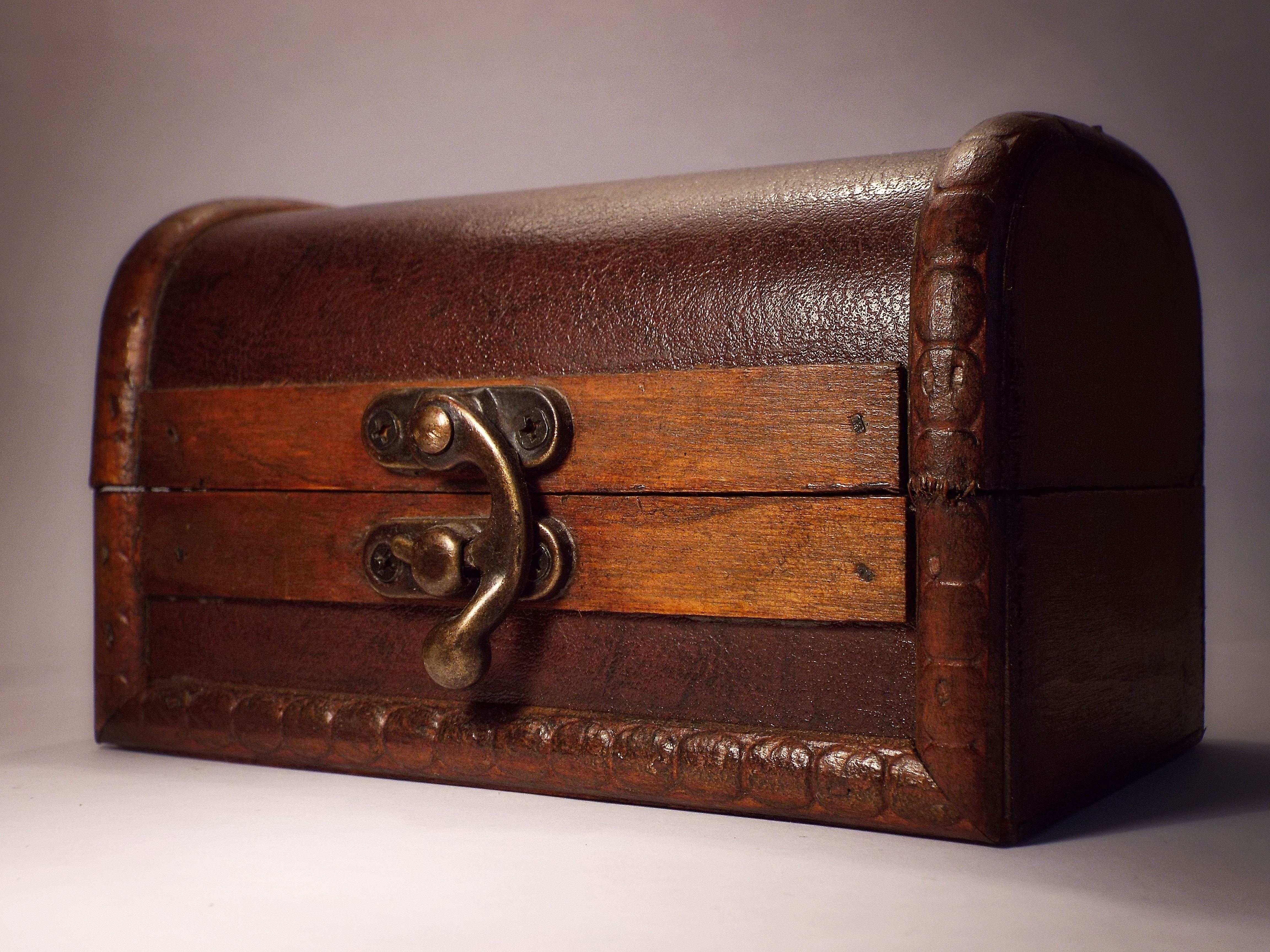 brown wood chest box