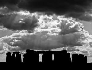 silhouette of stonehedge thumbnail