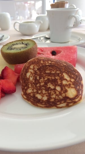 pancake strawberry and kiwi in plate thumbnail