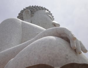 buddha statue thumbnail