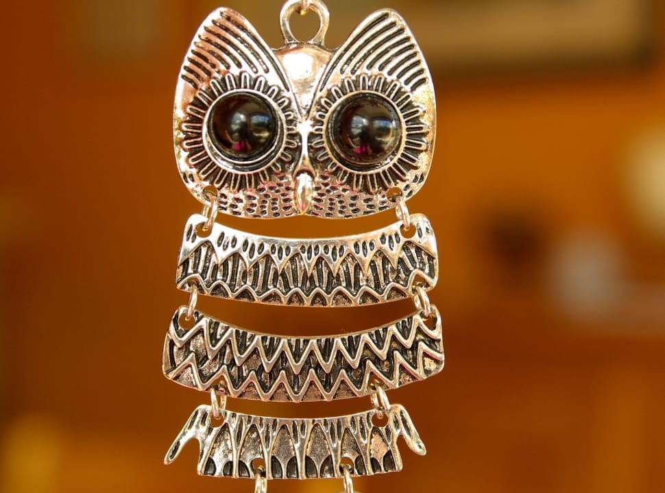 gold and brown owl pendant preview
