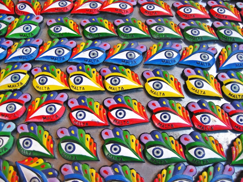 assorted color eye ornaments lot preview