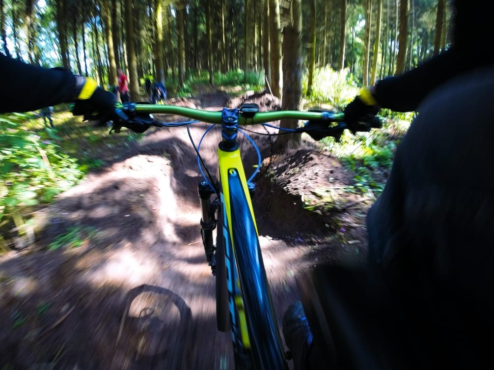 yellow and black mountain bike preview