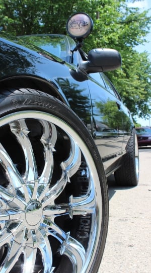 chrome multi spoke auto wheel with tire thumbnail