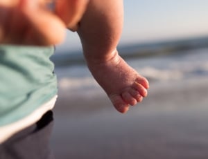 baby's left foot thumbnail