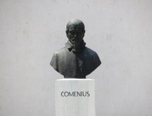 comenius headbust thumbnail