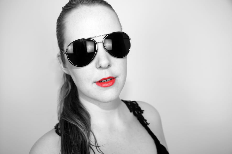 women's black framed sunglasses preview
