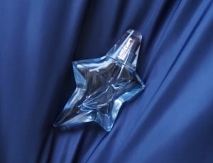 clear glass star design perfume bottle thumbnail