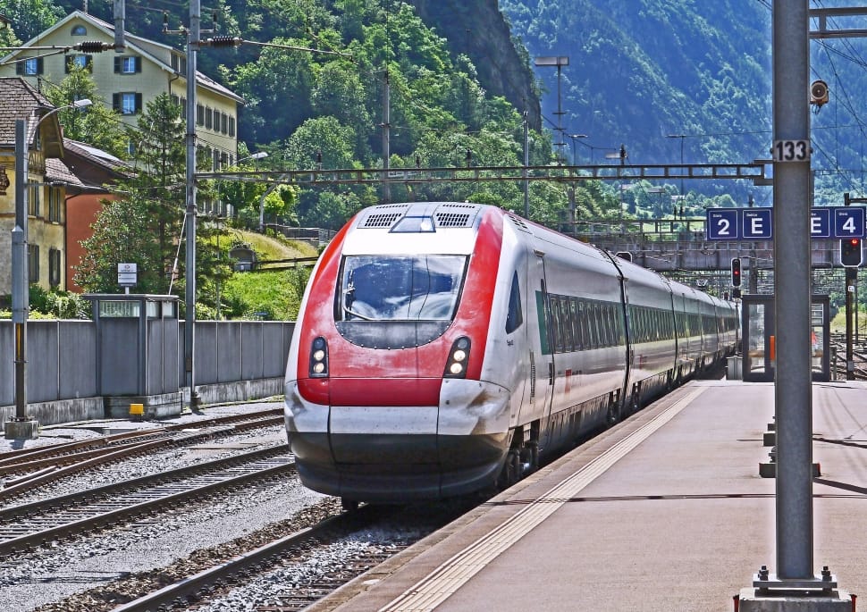 white red metro train preview
