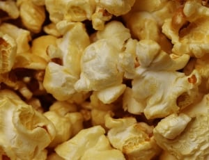 caramel popcorn thumbnail