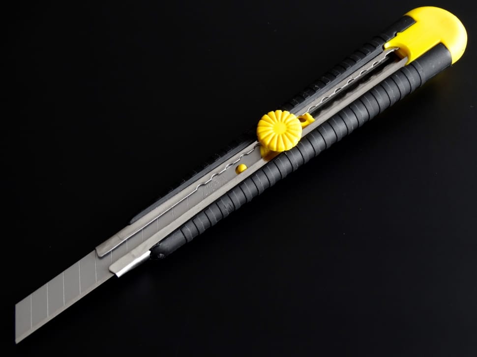 black and yellow cutter blade preview
