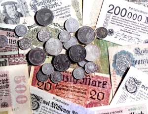 coin lot and banknotes thumbnail