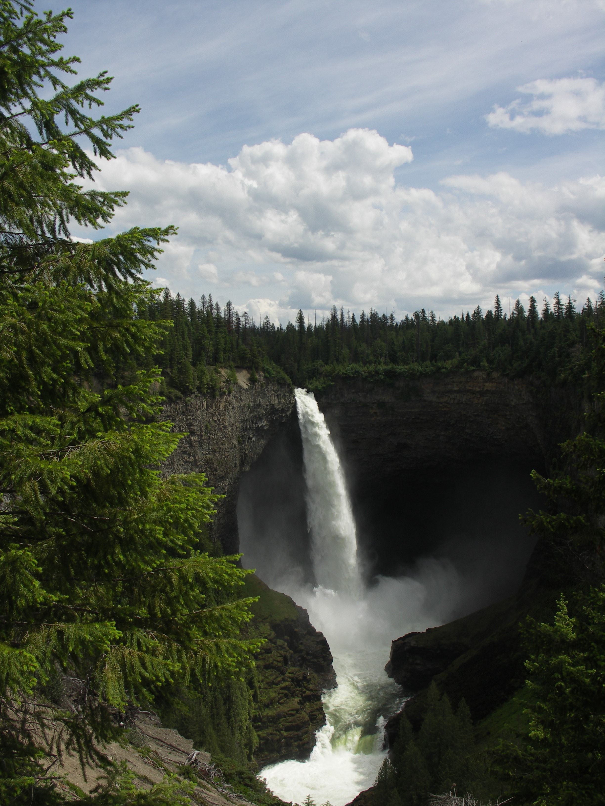 waterfalls landmark