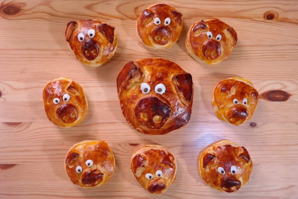 orange pig pastry preview