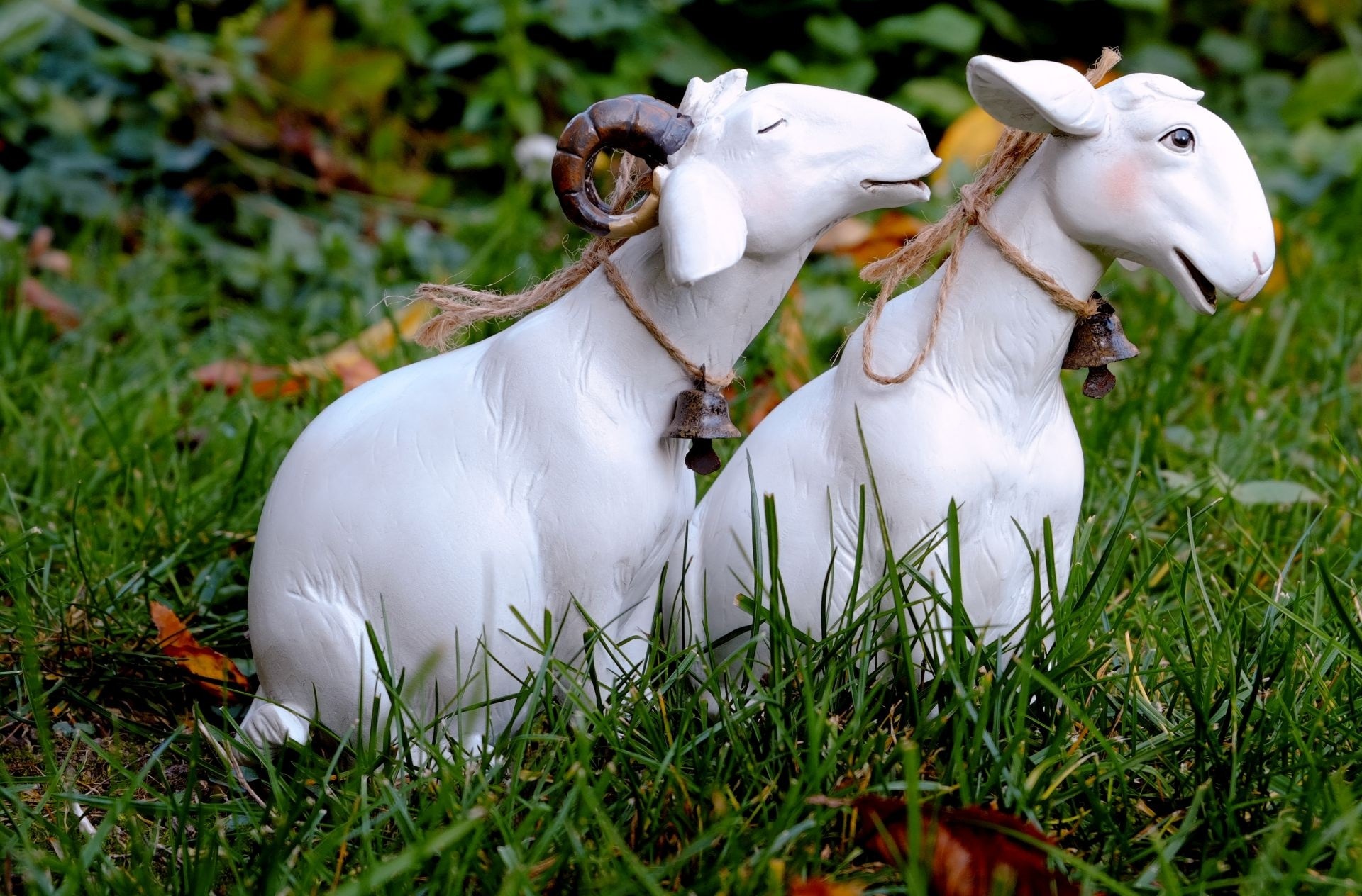 2 goats ceramic statuettes