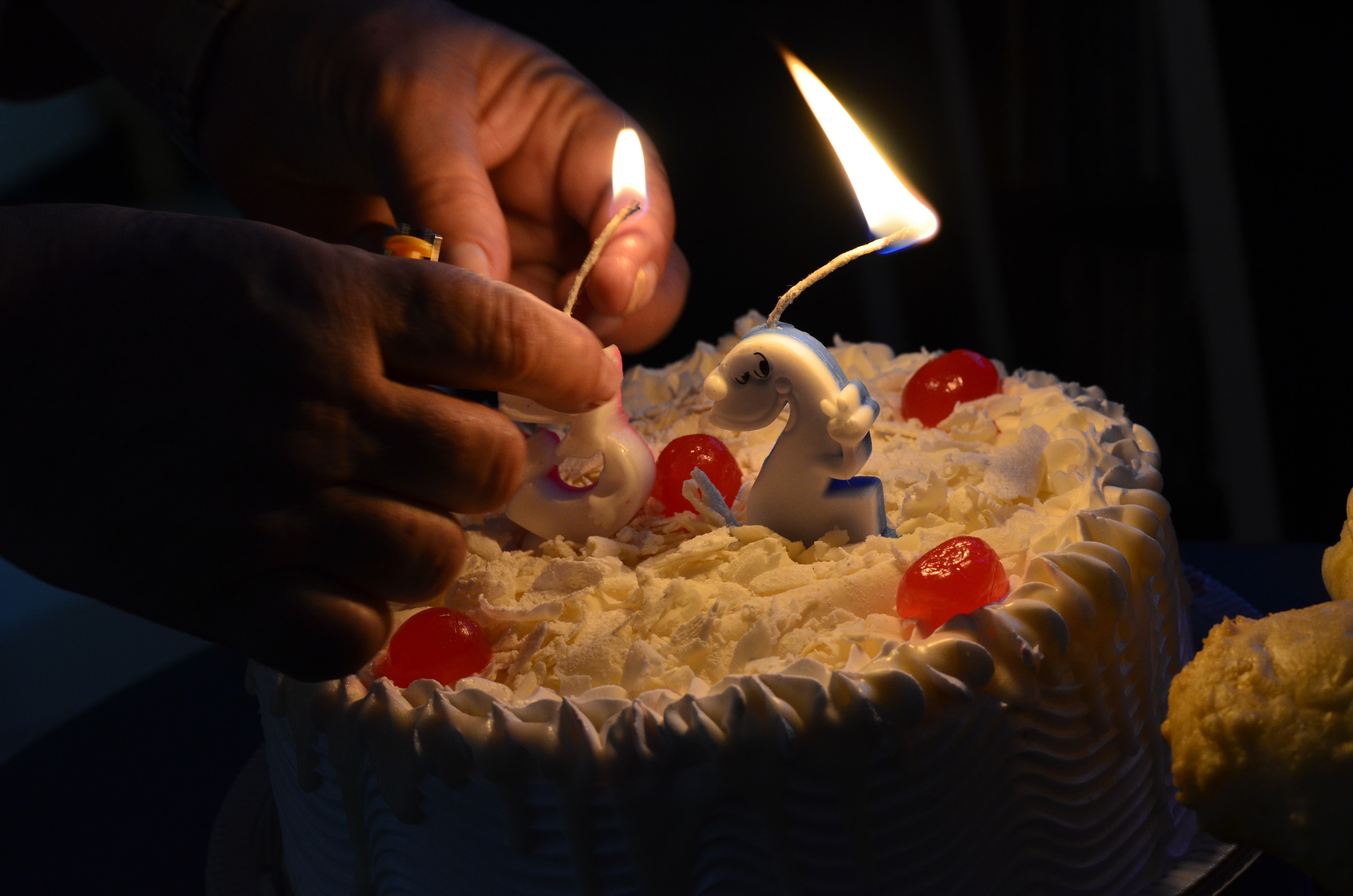 Congratulations, Candles, Birthday, Cake, food, human hand