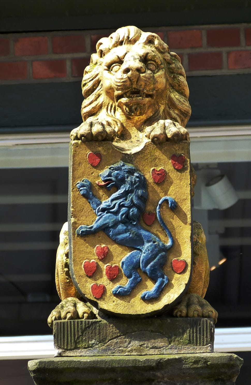 lion embossed shield lion statuette preview
