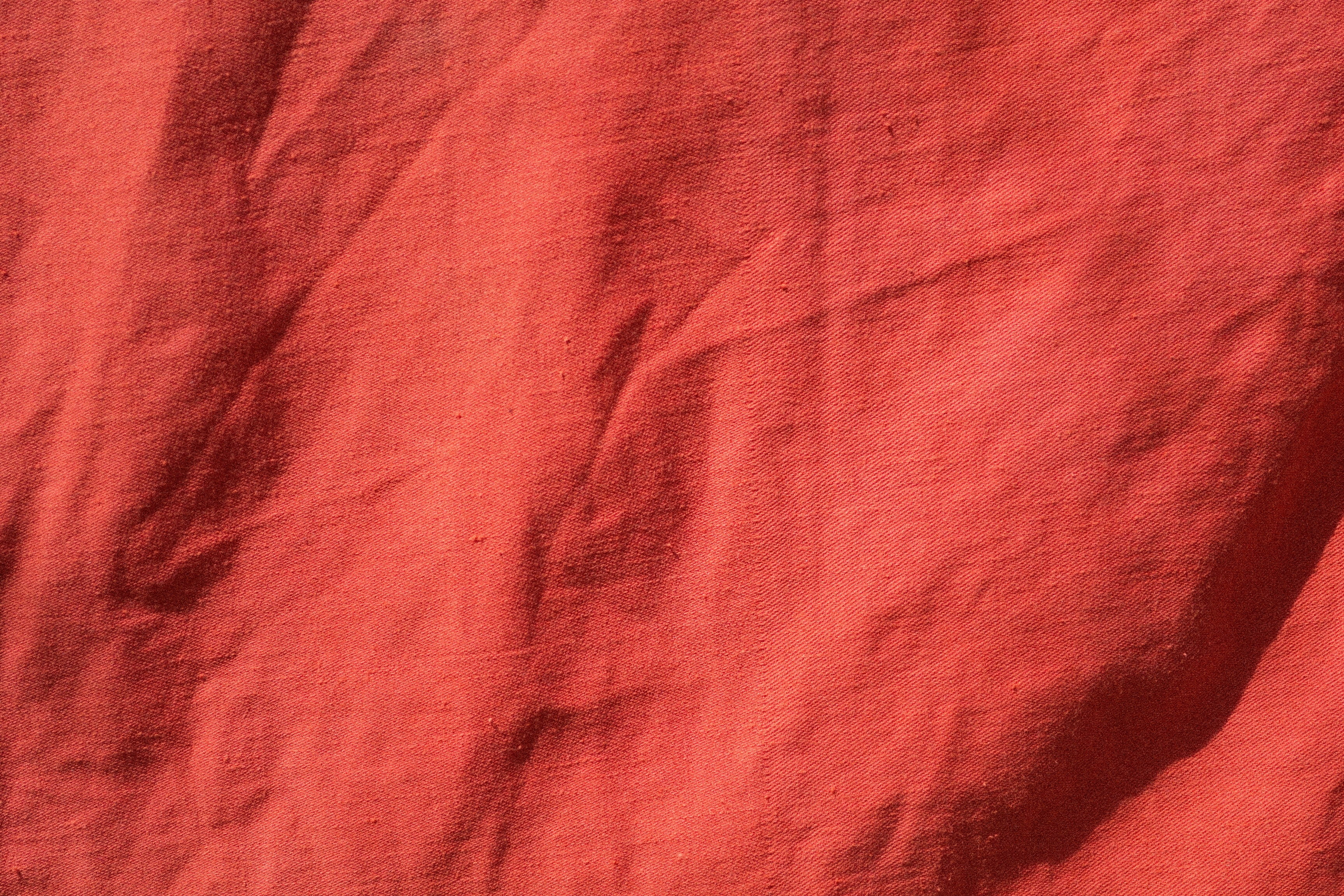 Льняная ткань красная