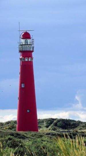 red and white light house thumbnail