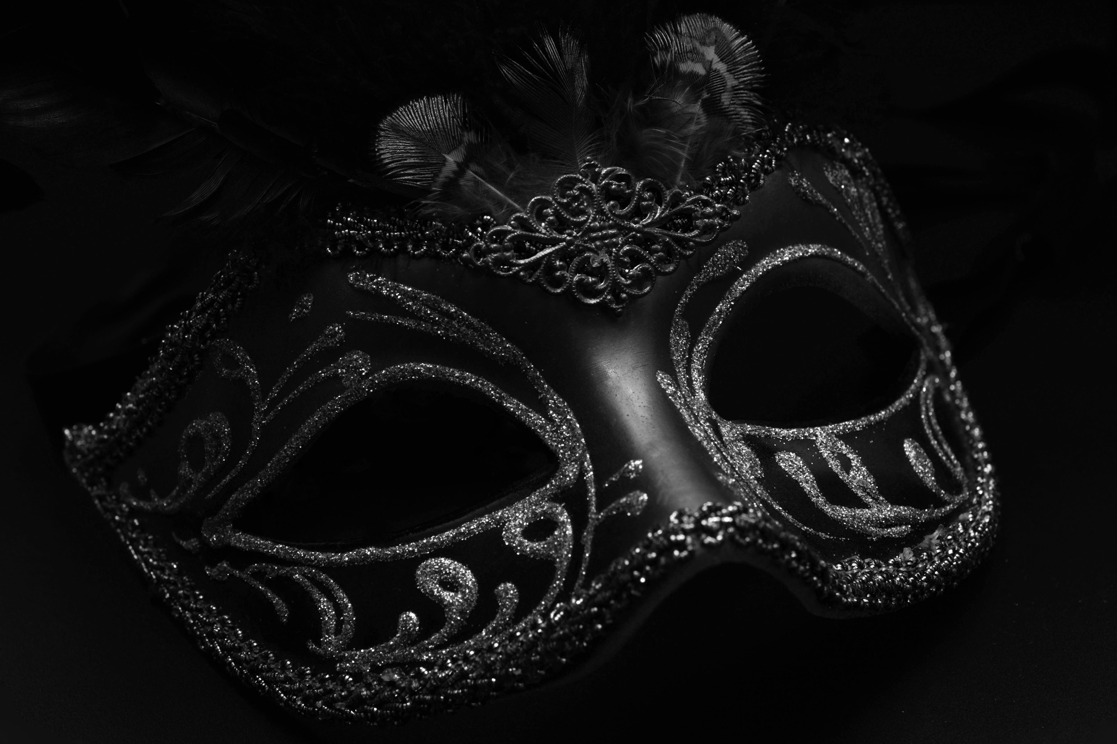 black and gray columbina mask