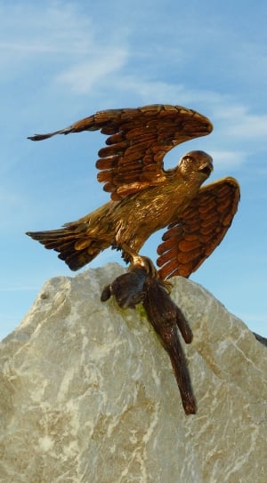brass bird statue thumbnail