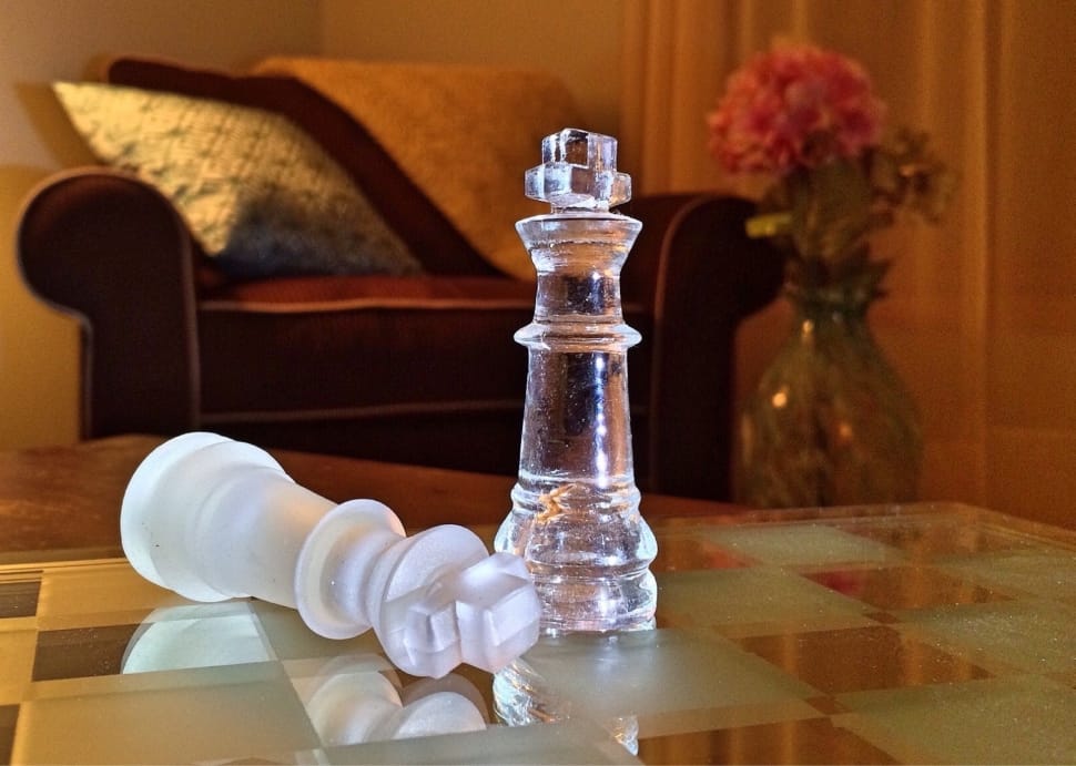 clear glass chess pieces preview