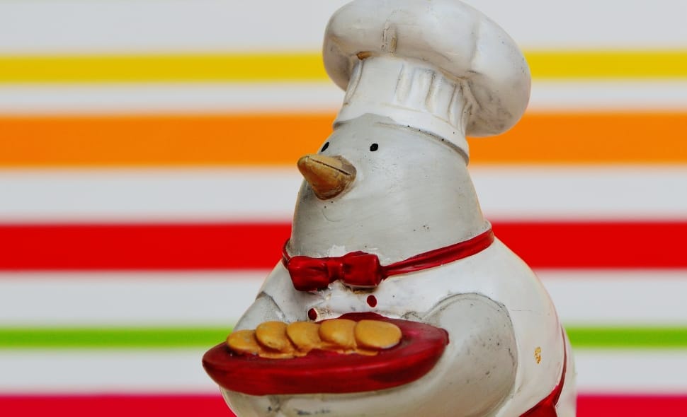 penguin chef figurine preview
