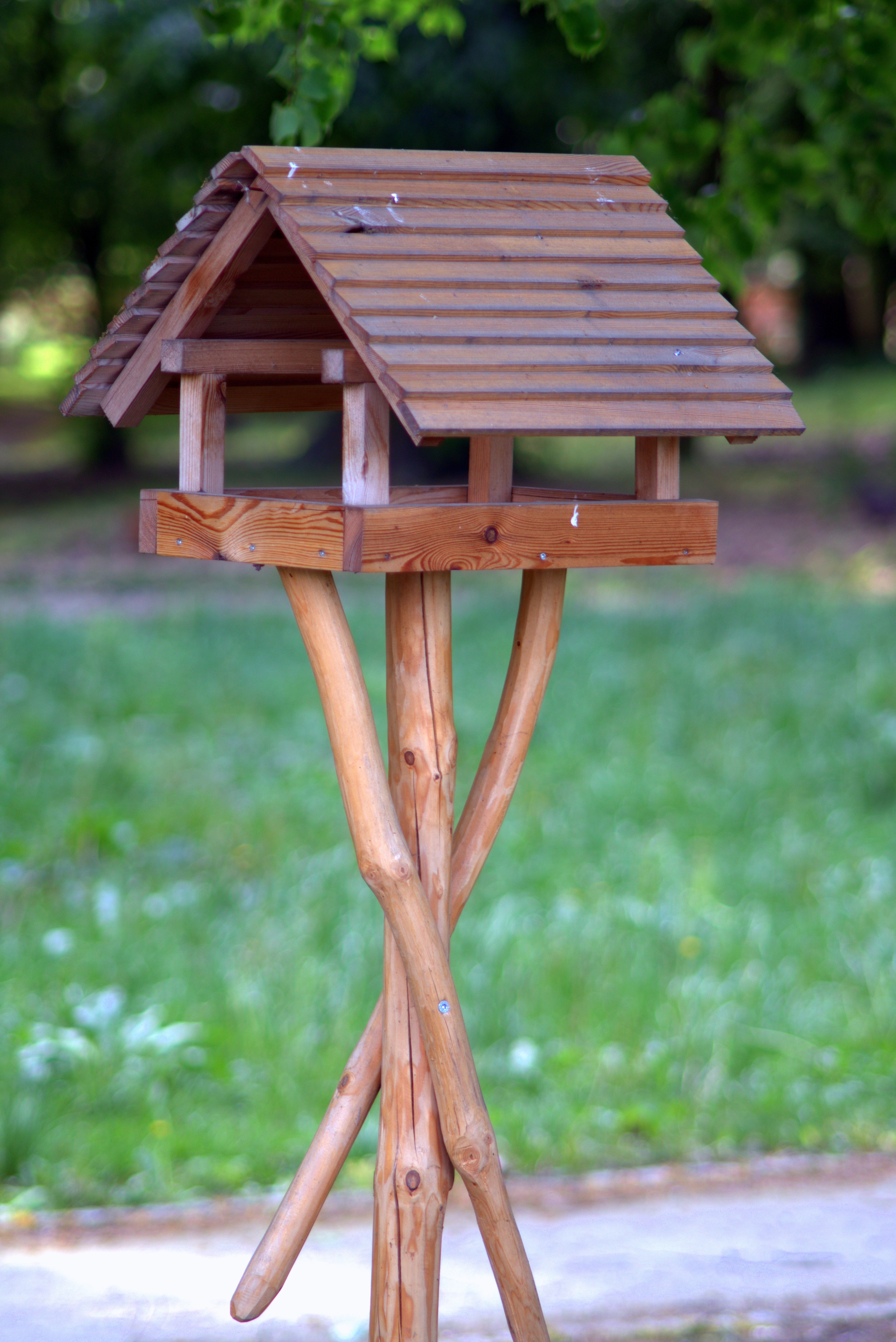 brown wooden birdhouse