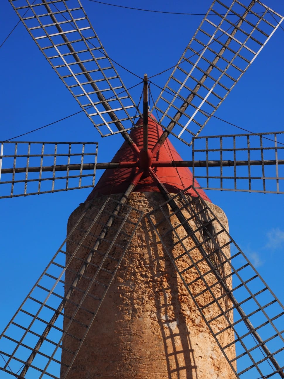 brown black red windmill preview