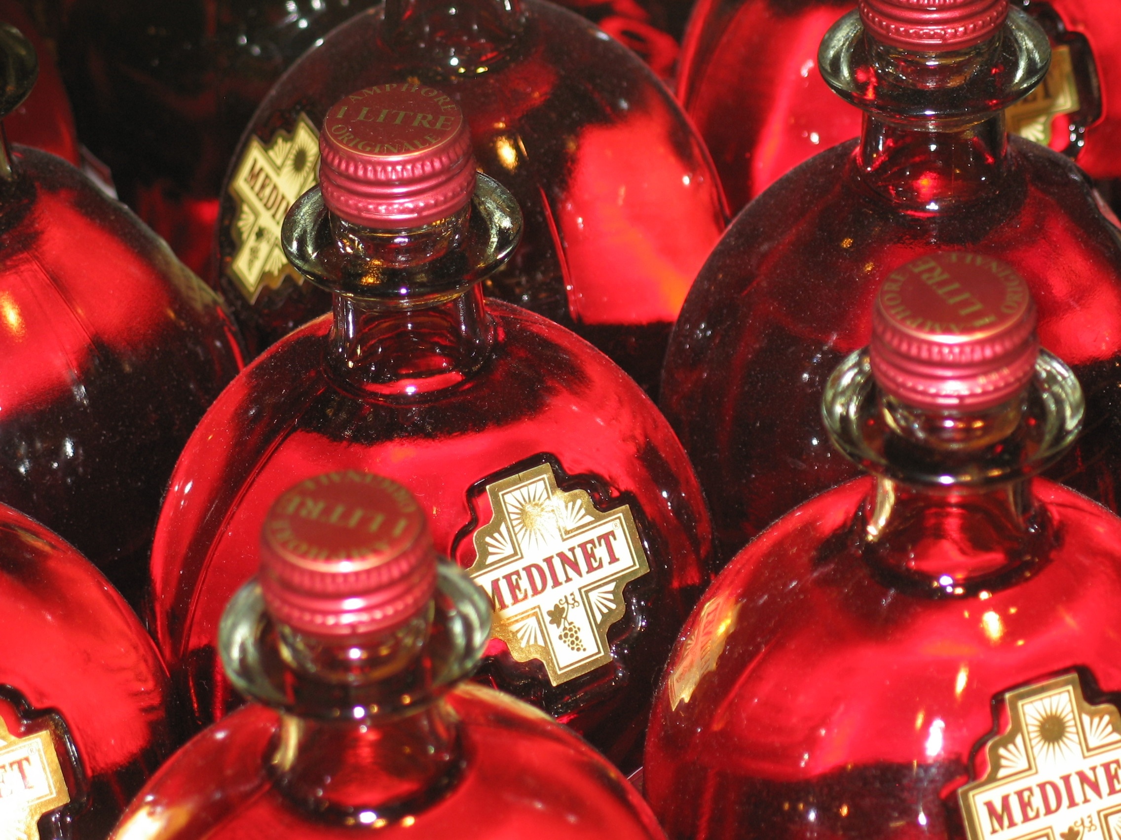 medinet wine bottle lot