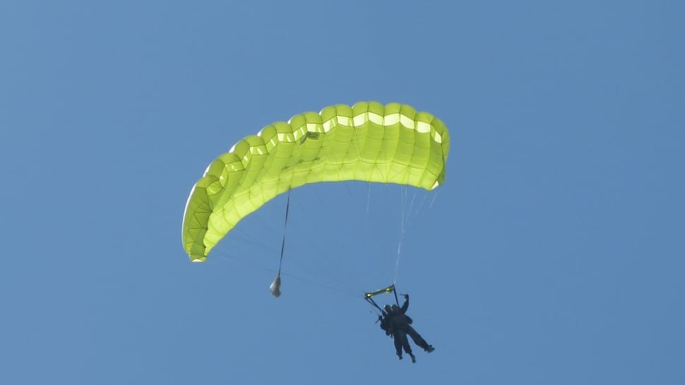 green parasailing preview