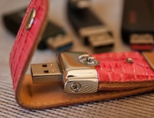 red and brown leather usb flash drive thumbnail