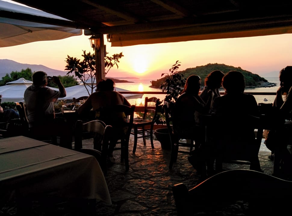 silhouette photo in restaurant with island over viewing preview
