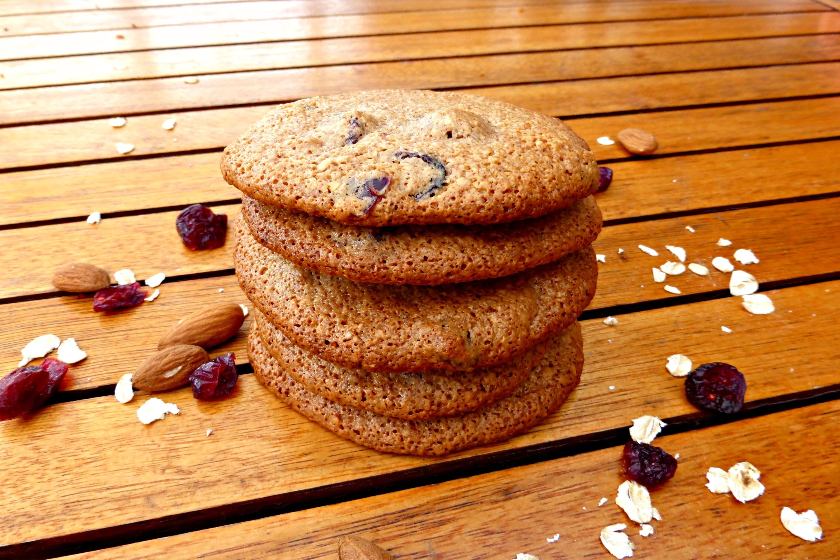 closeup photo of cookies
