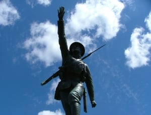 soldier statue thumbnail