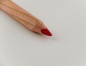 red lid pencil thumbnail