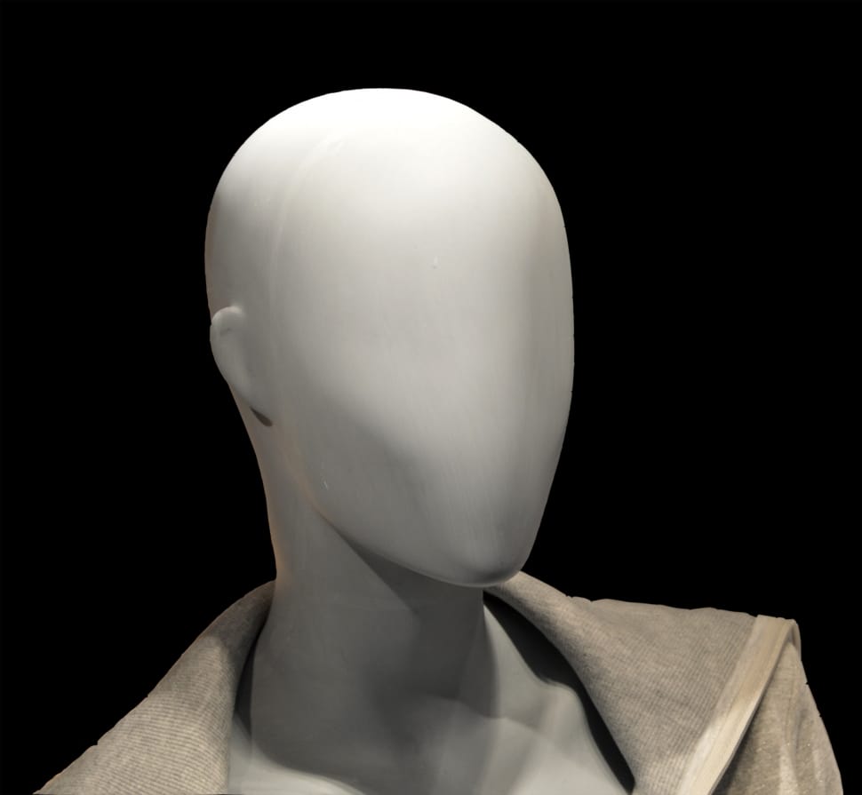 white mannequin preview