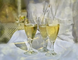 3 clear glass champagne flutes thumbnail