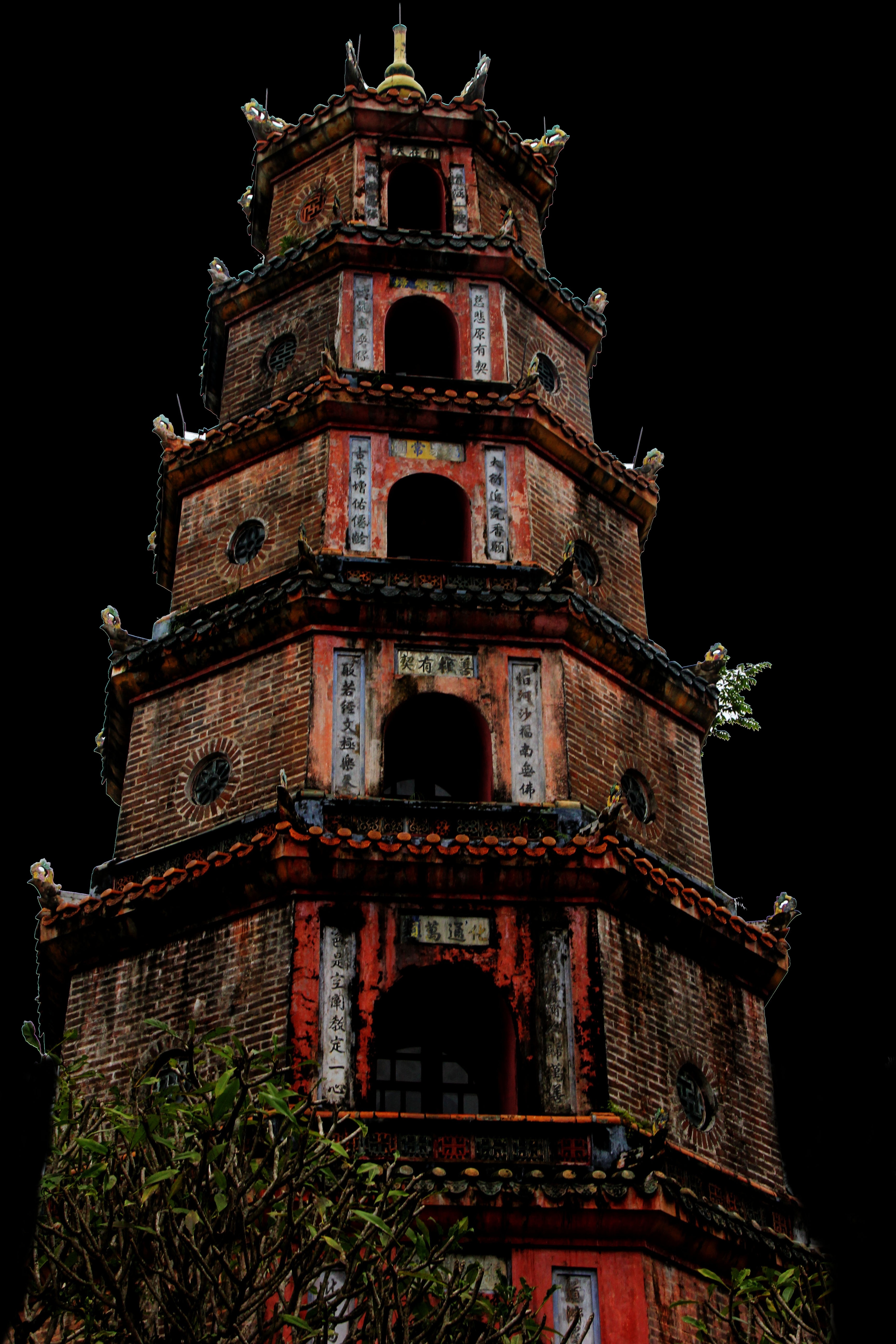 6 stories pagoda temple