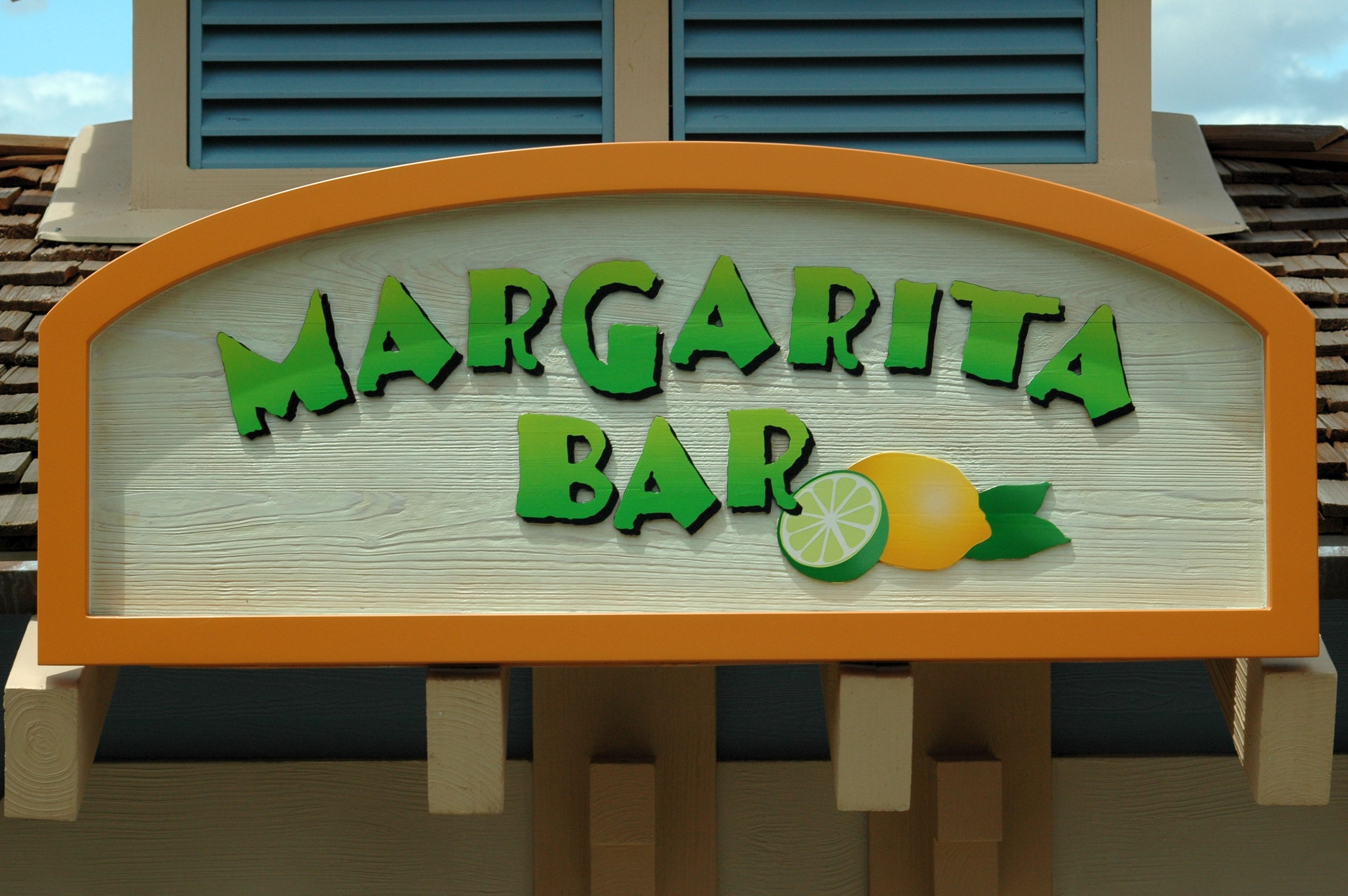 margarita bar signage