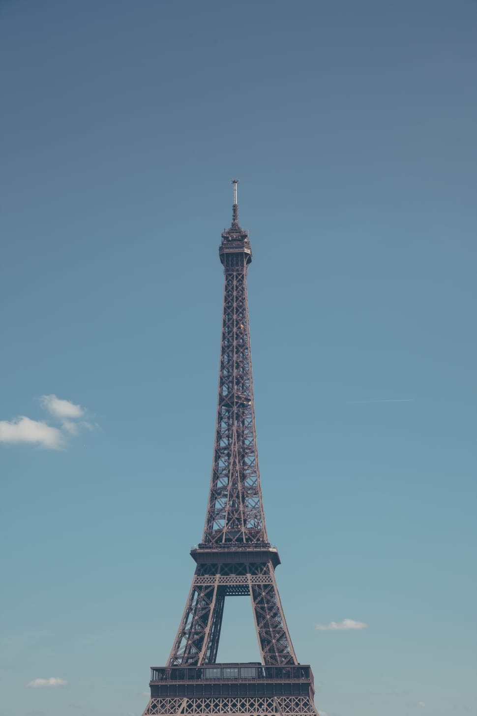 brown eiffel tower preview