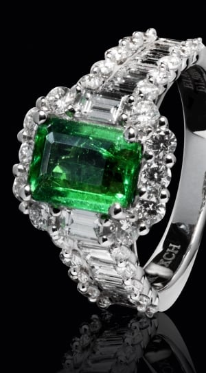 Emerald, Luxury, Ring, Diamond, black background, studio shot thumbnail