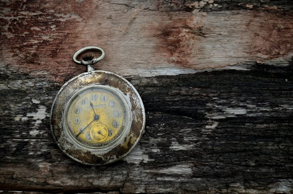 gold pocket watch preview