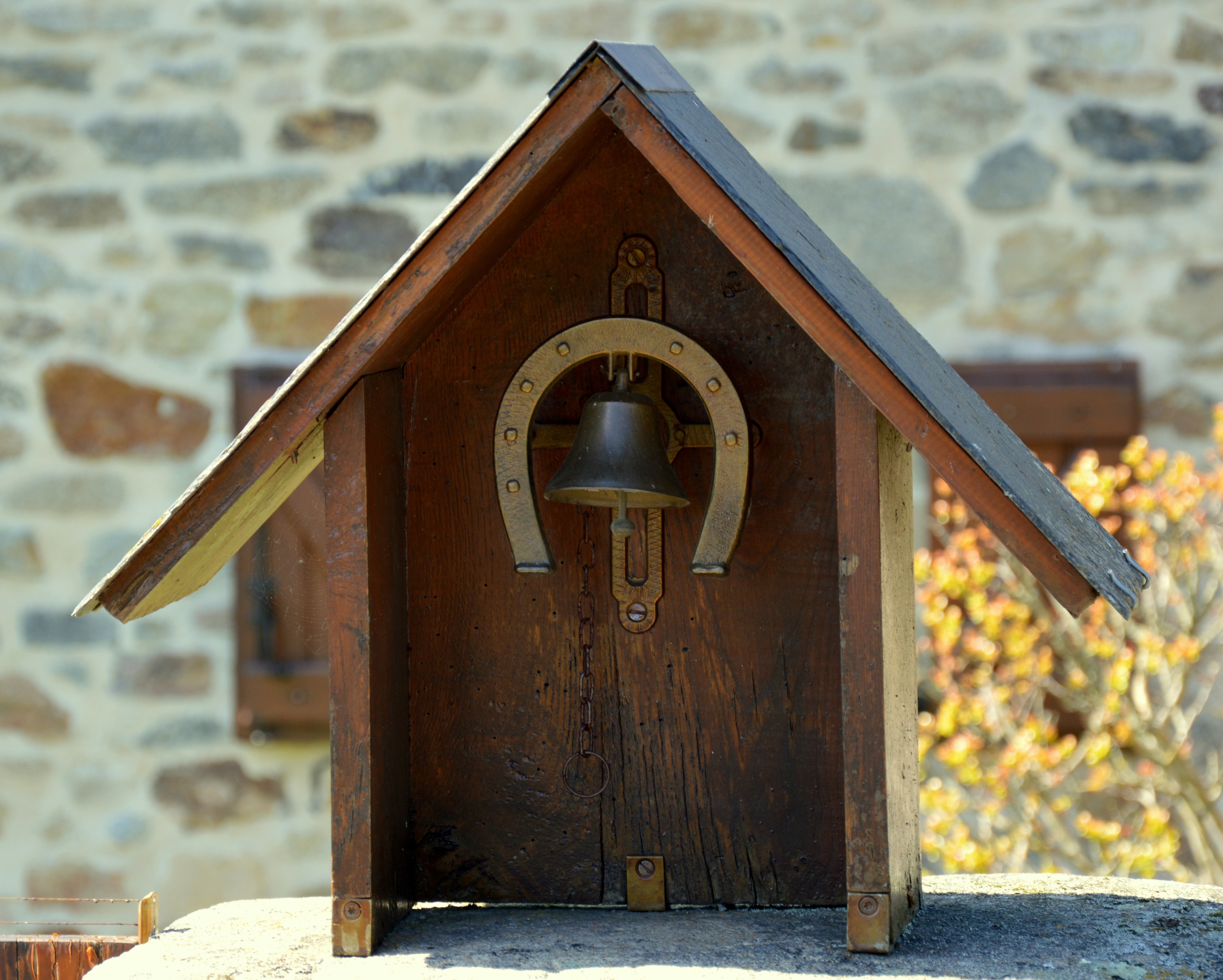 Doorbell, Small House, Horseshoe, Bell, architecture, no people
