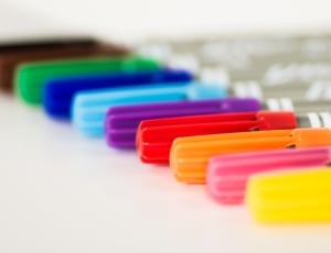 multicolored pens thumbnail