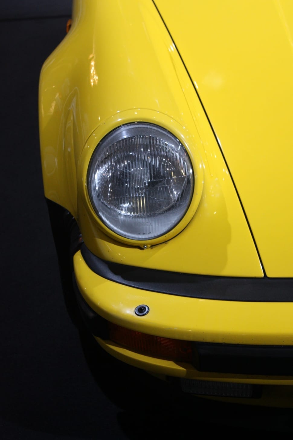 yellow porsche 930 headlamp preview