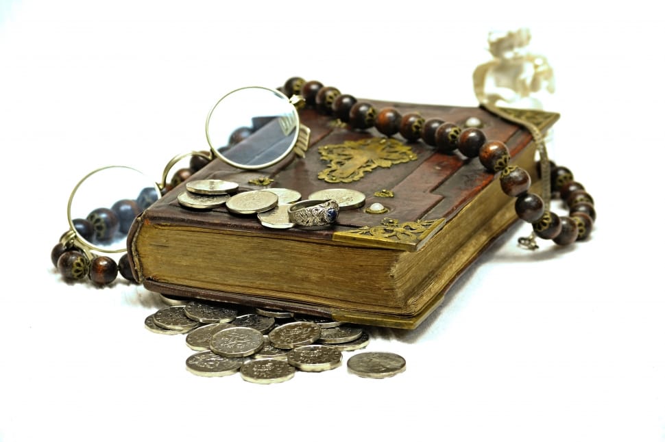 coin hippie eyeglasses necklace and book preview