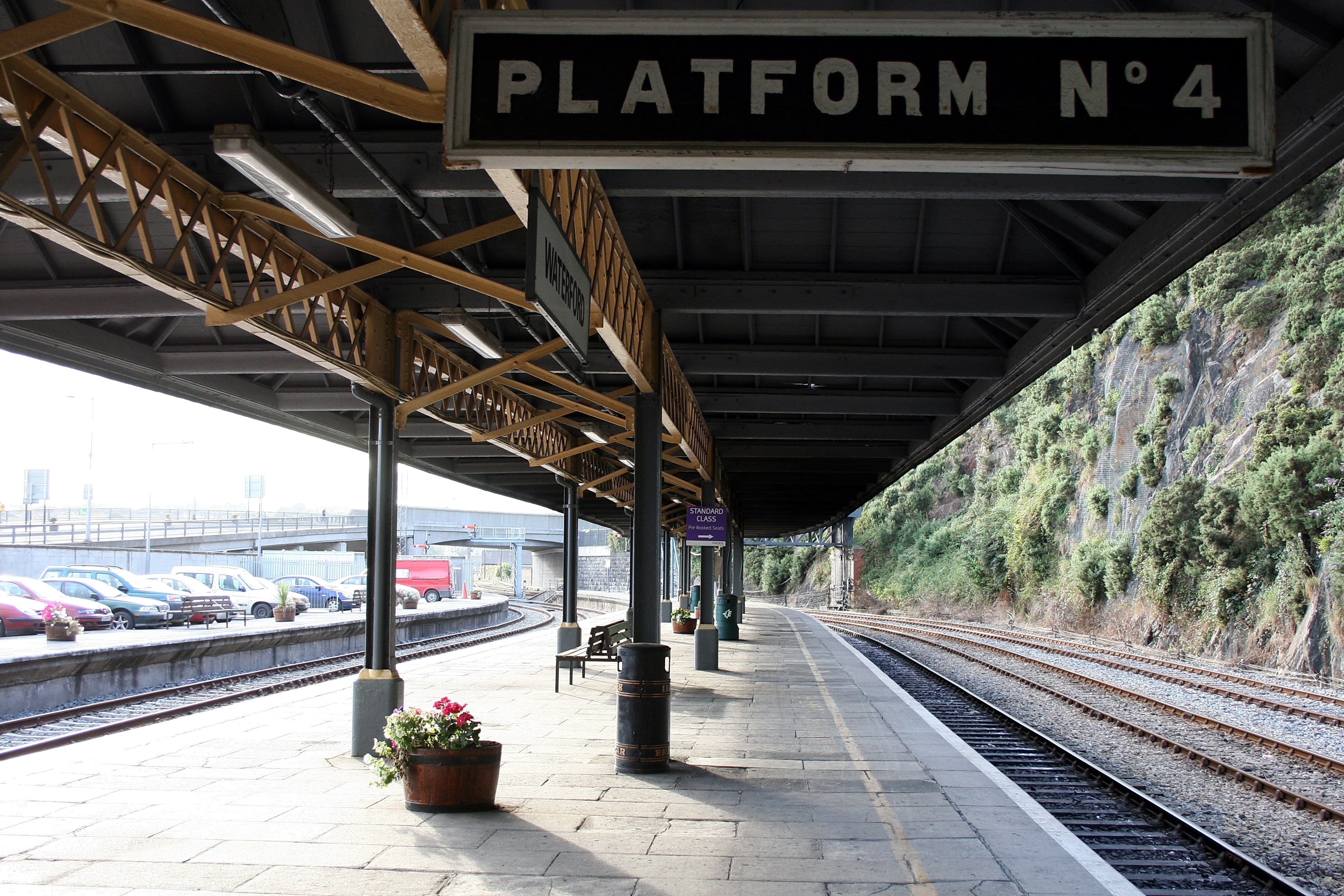platform no 4