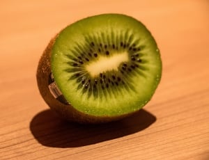 kiwi fruit thumbnail