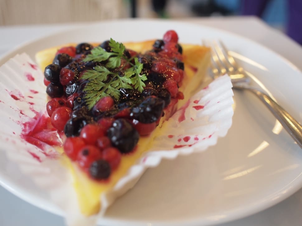 Tart, Raspberry, Dessert, food and drink, plate preview